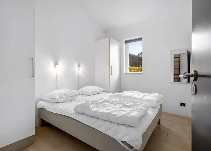 Feriehus Synne - 350m From The Sea By Interhome Grenå